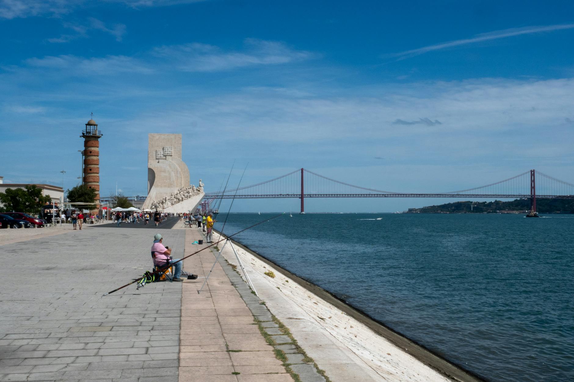 Logo lub zdjęcie związane z pracą w Boguszowie-Gorcach, symbolizujące nową "przodownicę pracy".